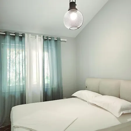 Villa Pinetrees Gem