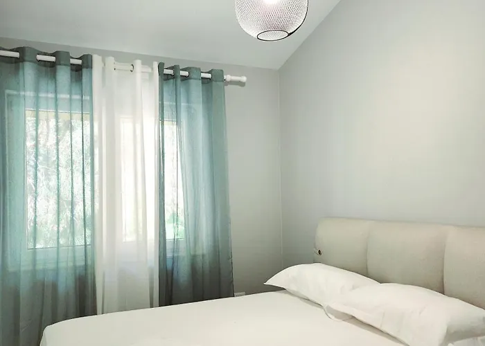Vila Pinetrees Gem
