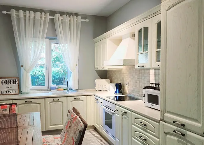 Vila Pinetrees Gem Golem (Tirana)